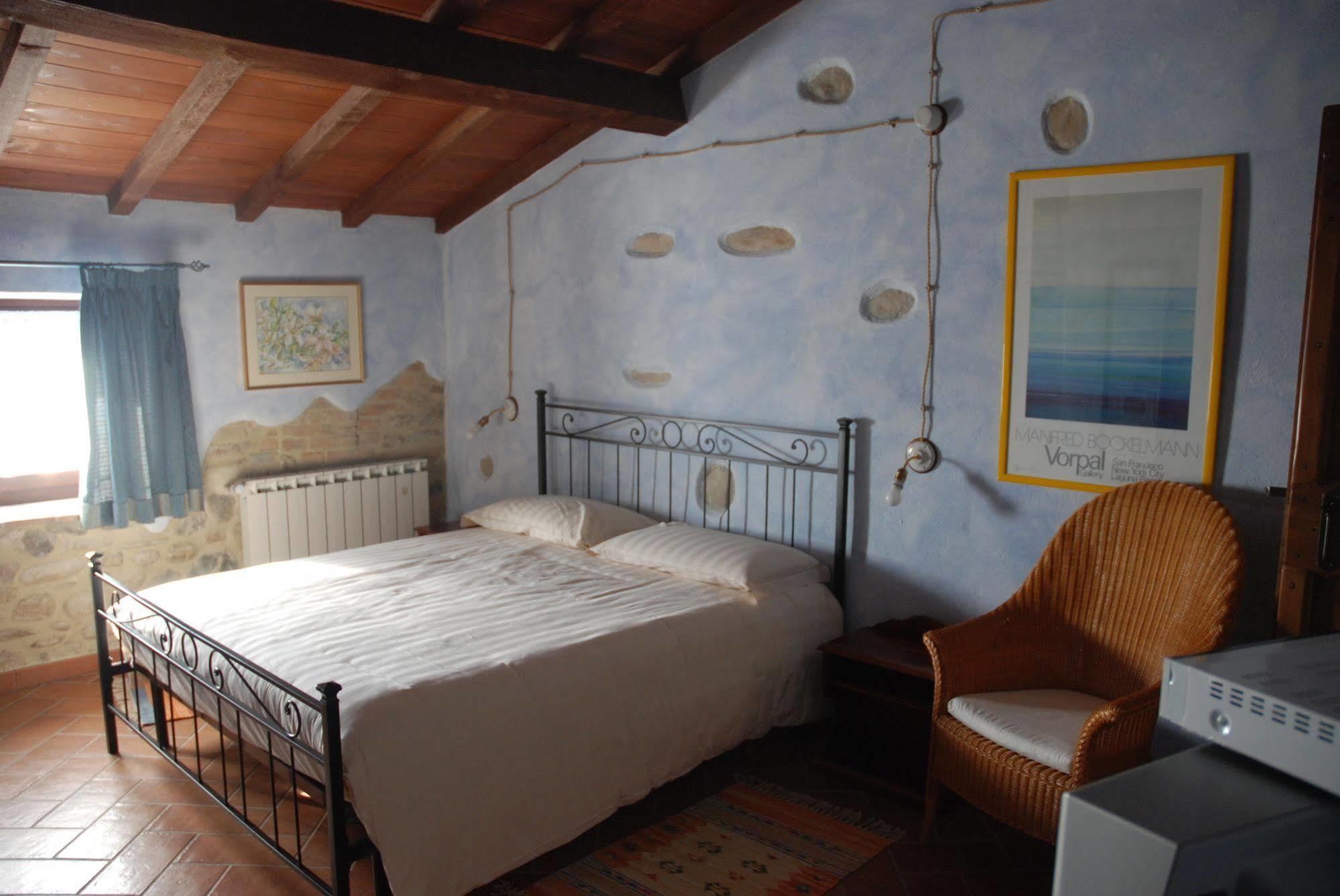 Agriturismo Goccia Di Luna Umbertide Buitenkant foto