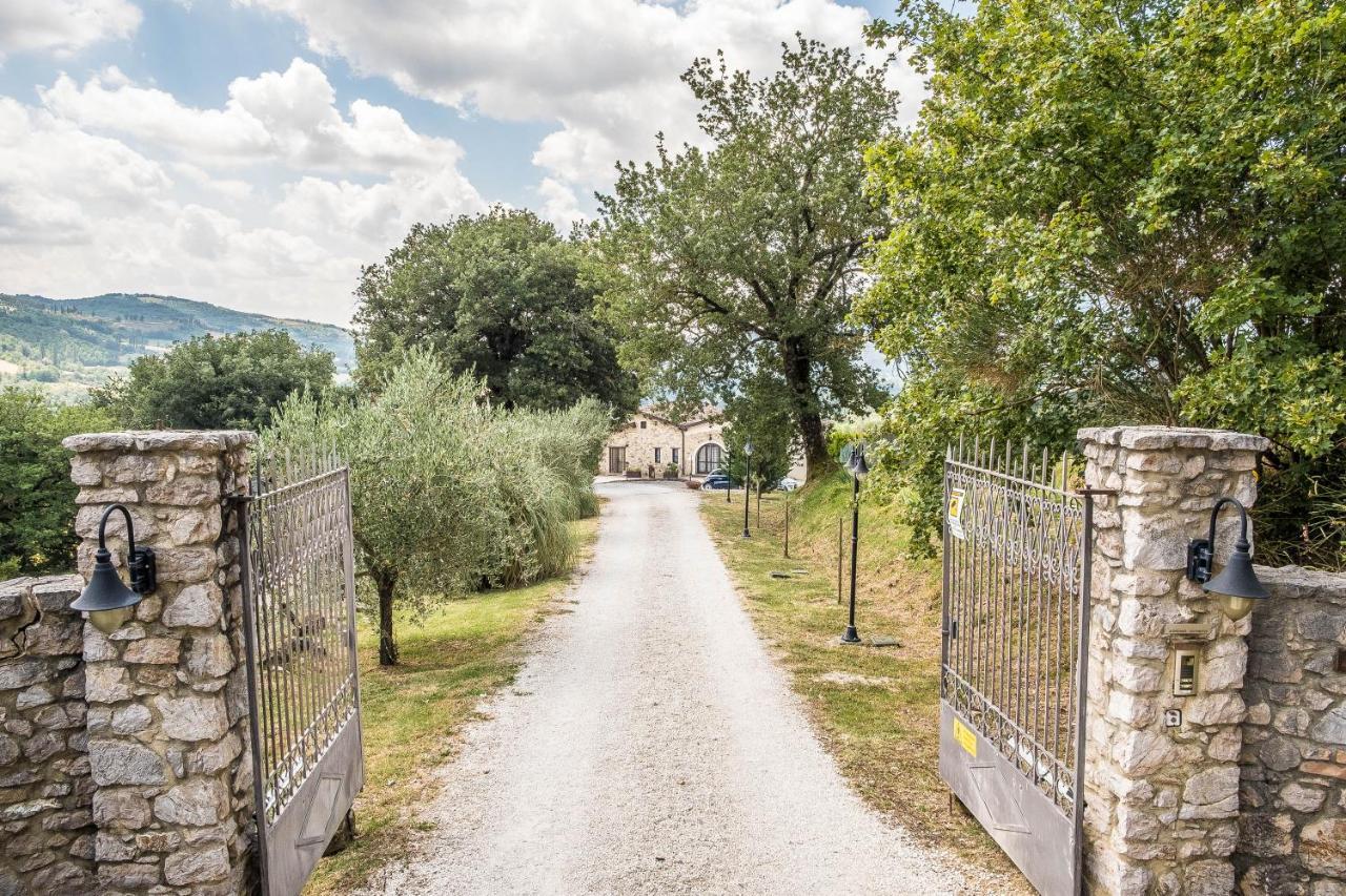 Agriturismo Goccia Di Luna Umbertide Buitenkant foto