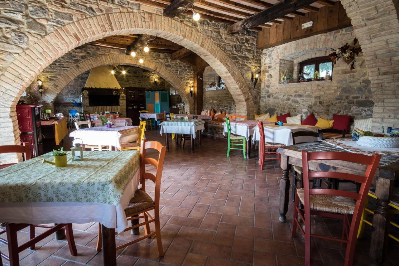 Agriturismo Goccia Di Luna Umbertide Buitenkant foto