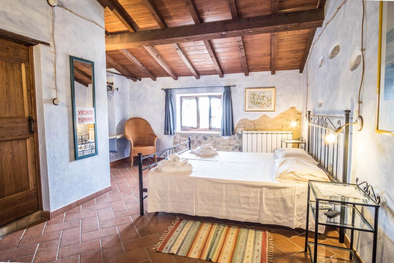 Agriturismo Goccia Di Luna Umbertide Buitenkant foto