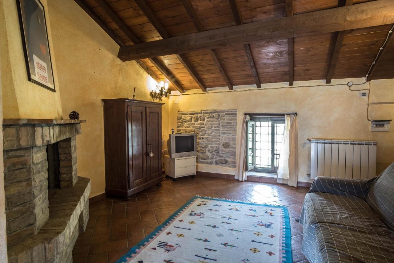Agriturismo Goccia Di Luna Umbertide Buitenkant foto